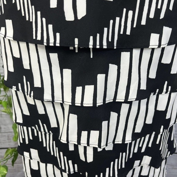 Alfani Skirt size 2 Black Ivory Tiered Layers Pencil Knee Modest Church Wedding - Picture 8 of 12